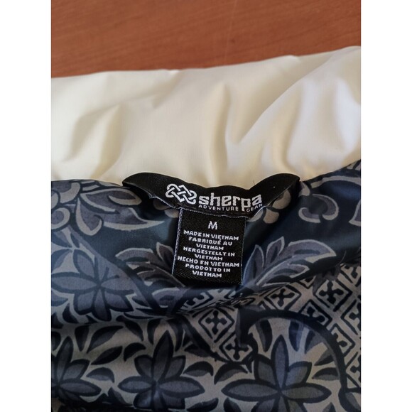 NWT Sherpa Puffer Vest Womens M Kabru Insulated White Full Zip 101 Peetho - Picture 2 of 10